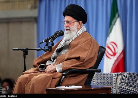 انقلاب امام جایگاه آمریکا را تنزل داد