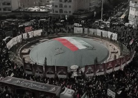 ملت و مسئولان در وداع با قهرمانان وطن