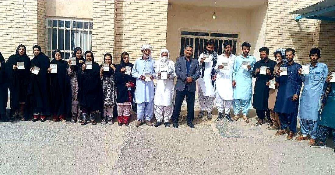 صدور شناسنامه برای ۱۶ فاقد هویت در هیرمند