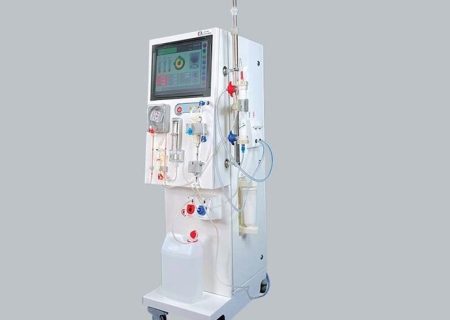 اهدای دستگاه دیالیز پیشرفته به بیمارستان رازی