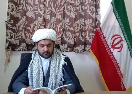 عاشورا مکتب آزادگی و شهادت است