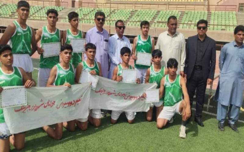 مقام سوم شهرداری جزینک در دوومیدانی استان