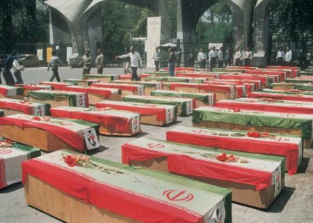 به‌نظام جمهوری اسلامی وفادار باشید