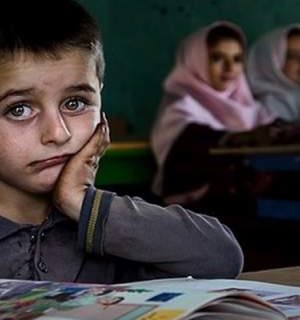 نجات‌بخش رویای تحصیل در قلب روستاهای دورافتاده سیستان‌وبلوچستان