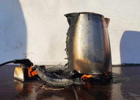 نوسانات برق آتش بر جان وسایل مردم