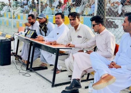 مینی‌فوتبال شعله نشاط در دل دشتیاری