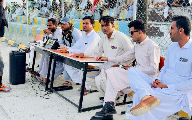 مینیفوتبال شعله نشاط در دل دشتیاری