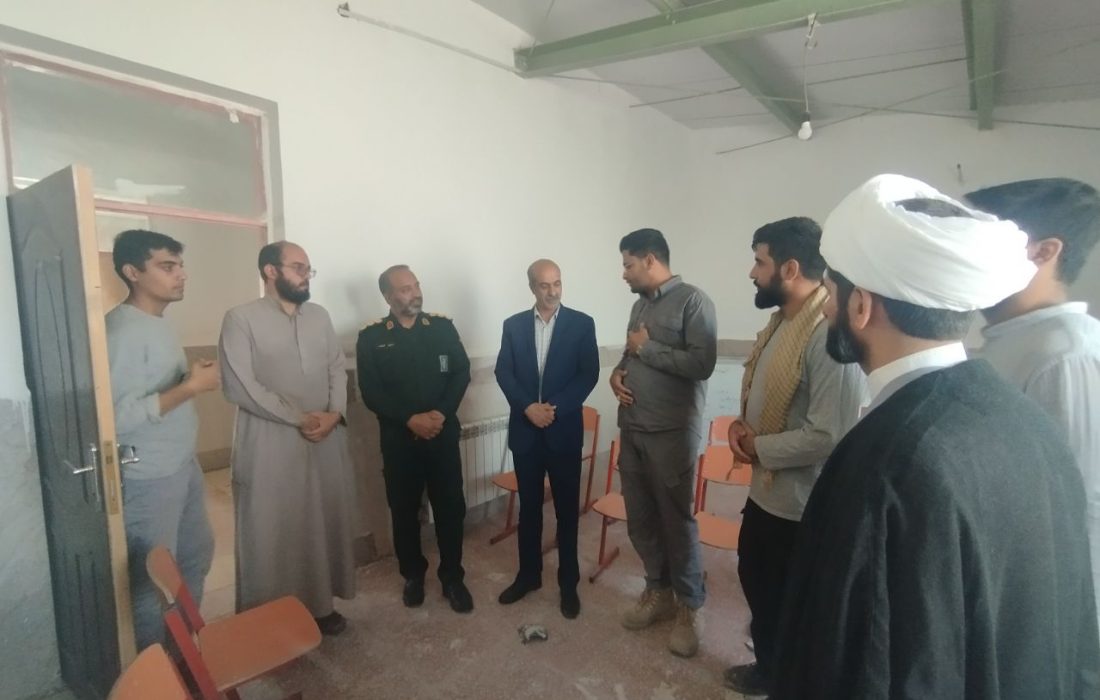 بازدید مسئولان هیرمند از گروه جهادی دانشجویی