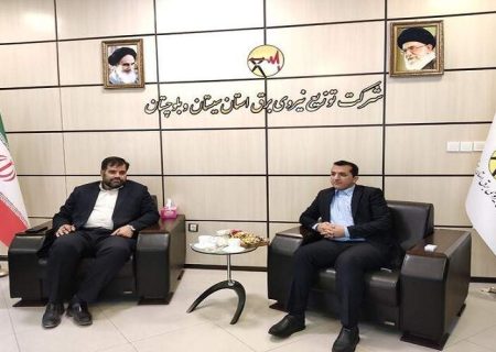 ۱۰۰ مدرسه از تاریکی به روشنایی رسیدند