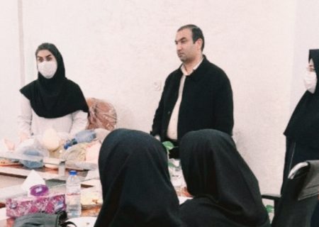 کارگاه احیای پایه پزشکان و ماماها در هیرمند برگزار شد: