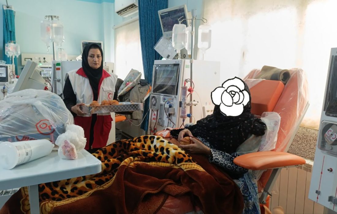 عیادت از بیماران بیمارستان شهدای هیرمند همزمان روز پدر