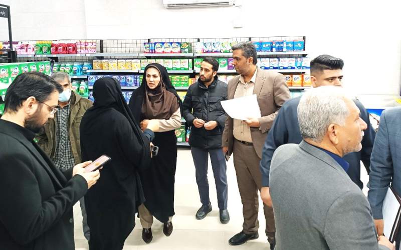 برخورد قاطع با گران‌فروشی در بازار زابل