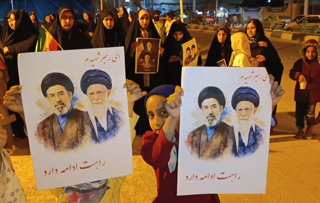 تا آخر ایستاده‌ایم