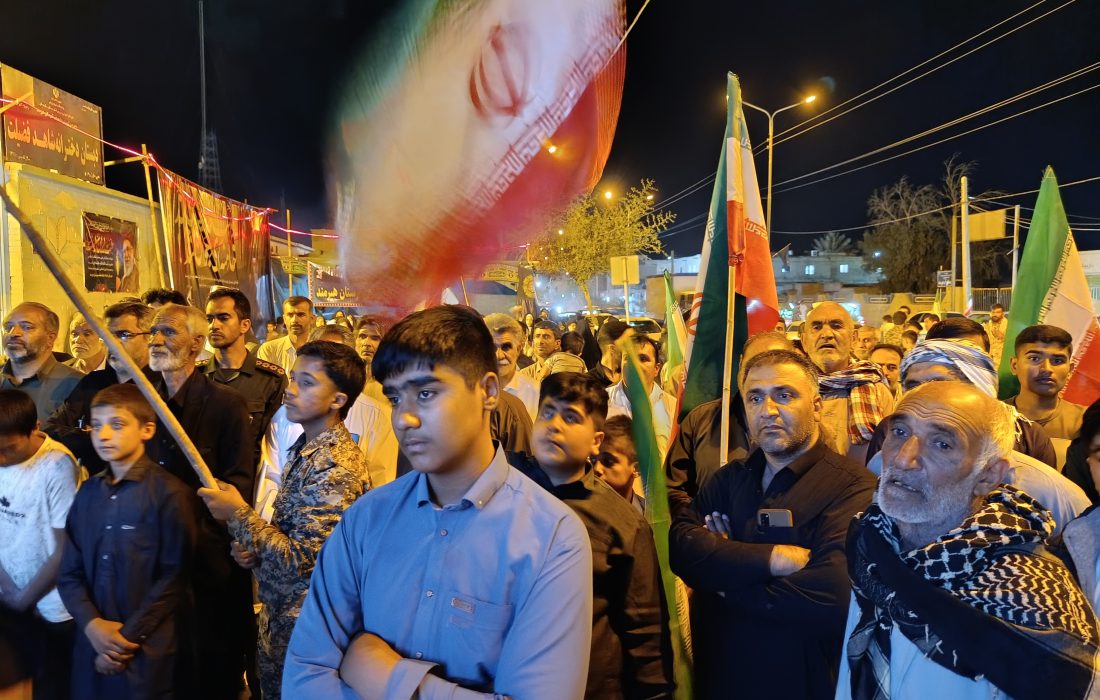 تا آخر ایستاده‌ایم