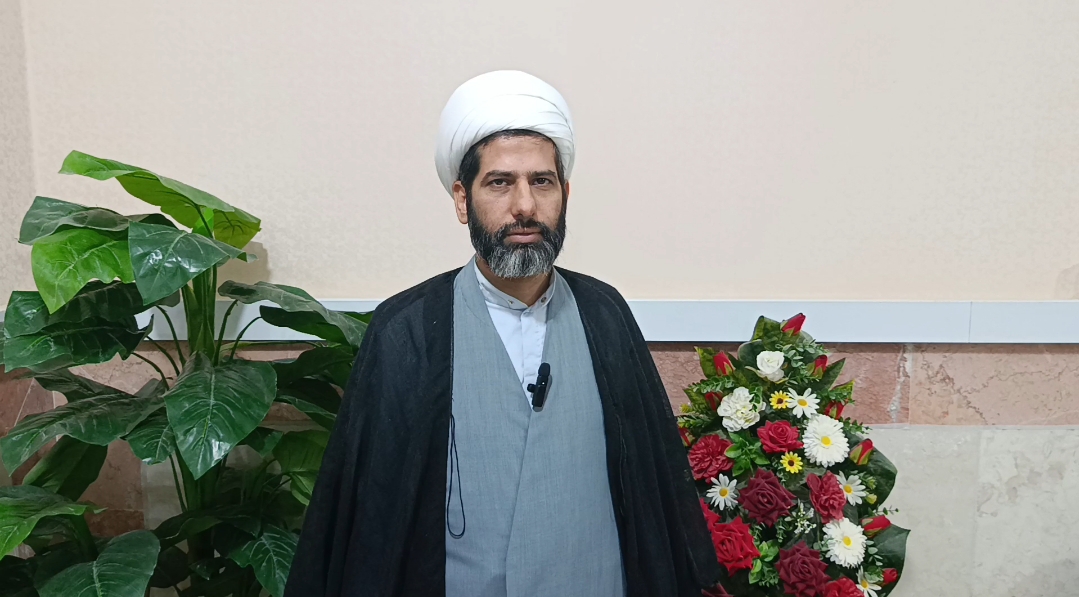 عبادت و تقوا راهی برای رشد و سعادت انسان