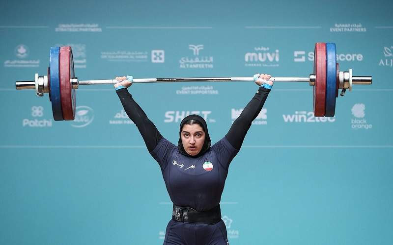 تحت هر شرایطی پشت مردم وطنم هستم