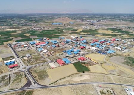 چرخ تولید در سیستان‌وبلوچستان بدون توقف می‌چرخد