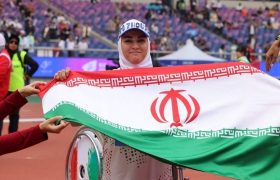 مسیر شهدا را تا پیروزی حق بر باطل ادامه می‌دهم