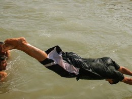 هشدار ایمنی در برابر آبهای جاری