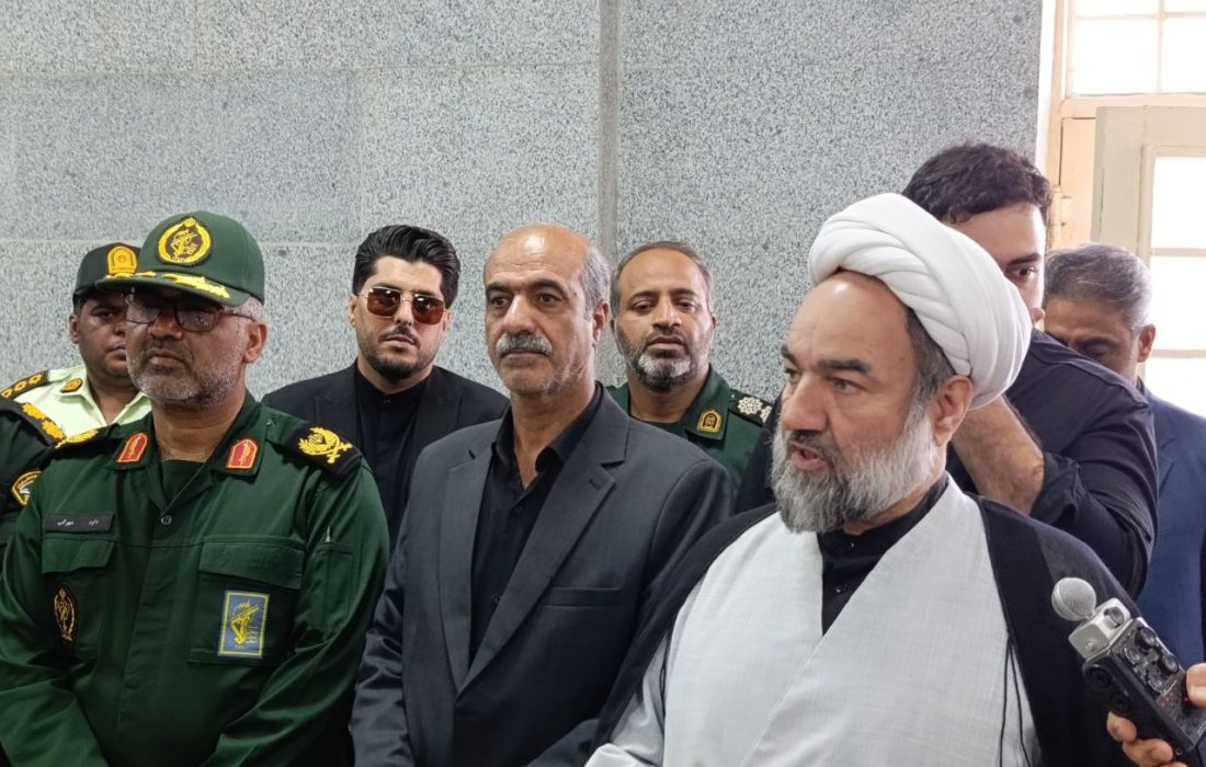 بازدید نماینده ولی‌فقیه در سیستان و بلوچستان از مناطق مرزی شمال استان