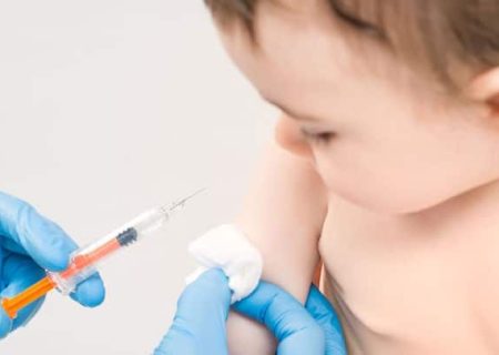 تداوم واکسیناسیون کودکان در هیرمند