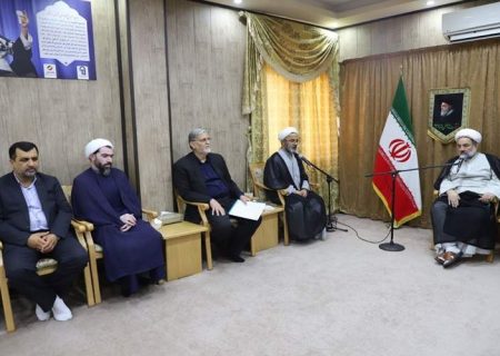 دانشگاه، محور تبیین و راهبری جامعه امروز