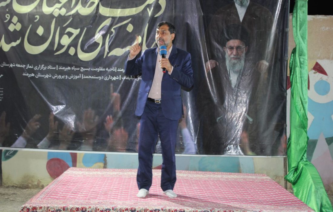 جمهوری اسلامی ریشه در قلب مردم دارد