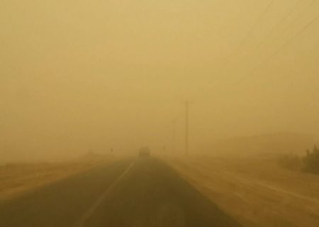 باد ۱۲۰روزه هیرمند زندگی را مختل کرد.