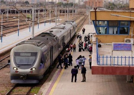 ناوگان جنوب شرق پای‌کار بدرقه رهبر شهید