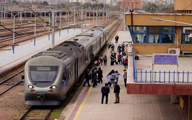 ناوگان جنوب شرق پای‌کار بدرقه رهبر شهید