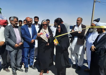 آسفالت معابر روستای خاک‌سفیدی هیرمند