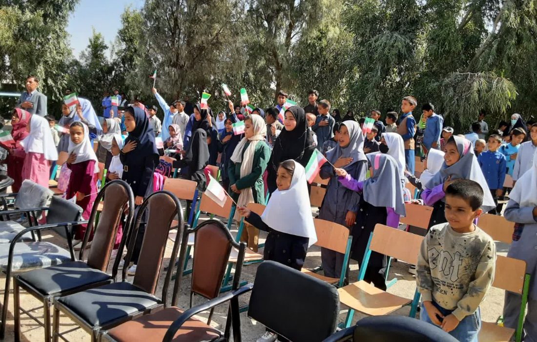 ۱۷هزار دانش‌آموزان هیرمند راهی مدارس شدند