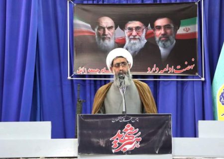 وحدت مسلمانان زمینه‌ساز شکست توطئه‌های دشمنان