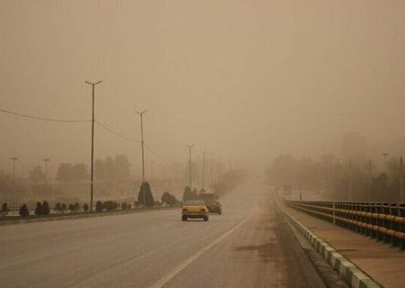تندباد ۱۰۸ کیلومتری زابل را فراگرفت