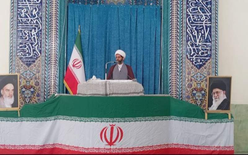 ملت ایران تسلیم دشمنان نمی‌شود